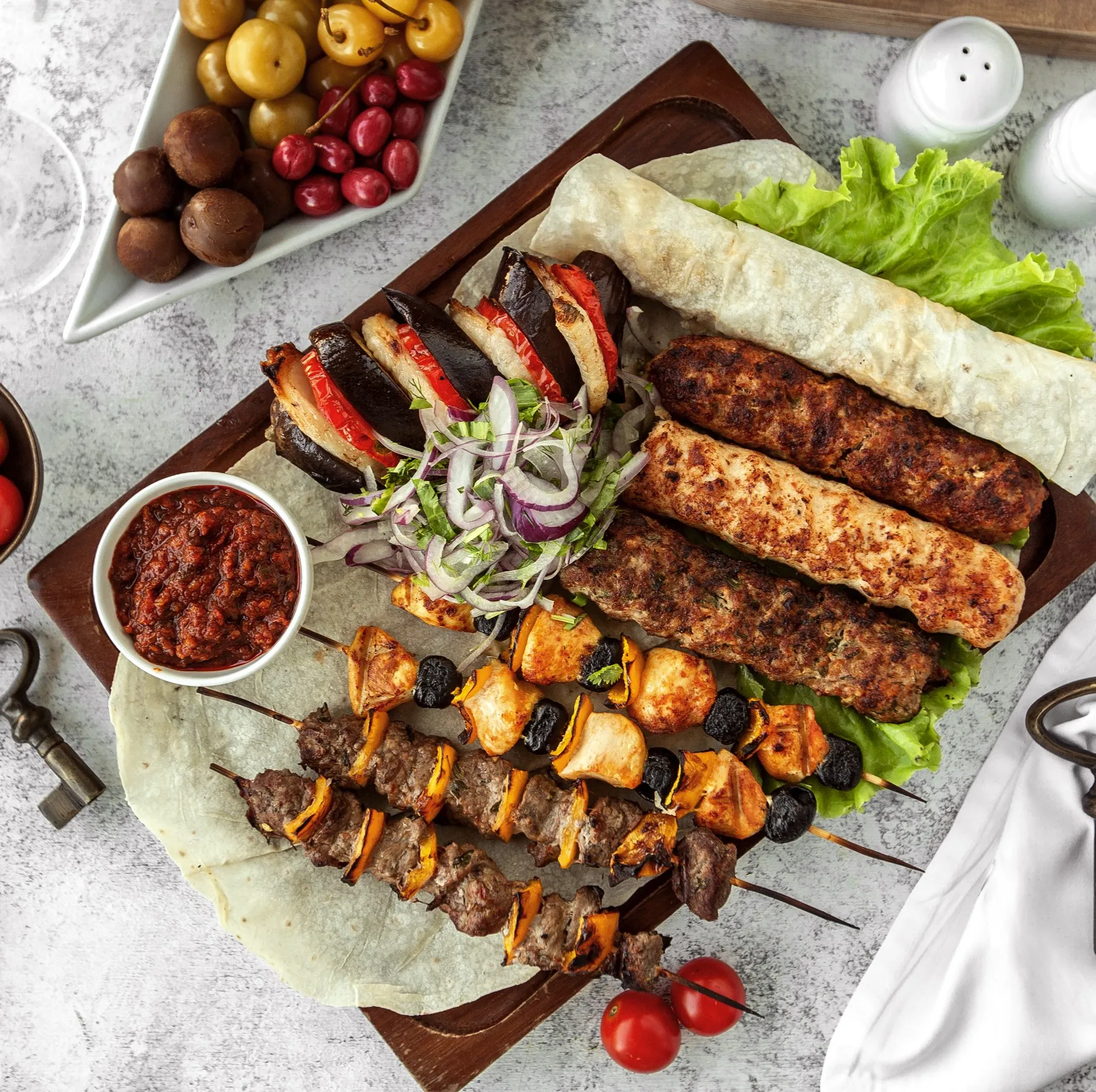 This image has an empty alt attribute; its file name is Mixed-Grill.webp